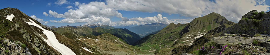 Panorama dal sentiero di discesa dal Pizzo delle segade all'incrocio col sent. 101